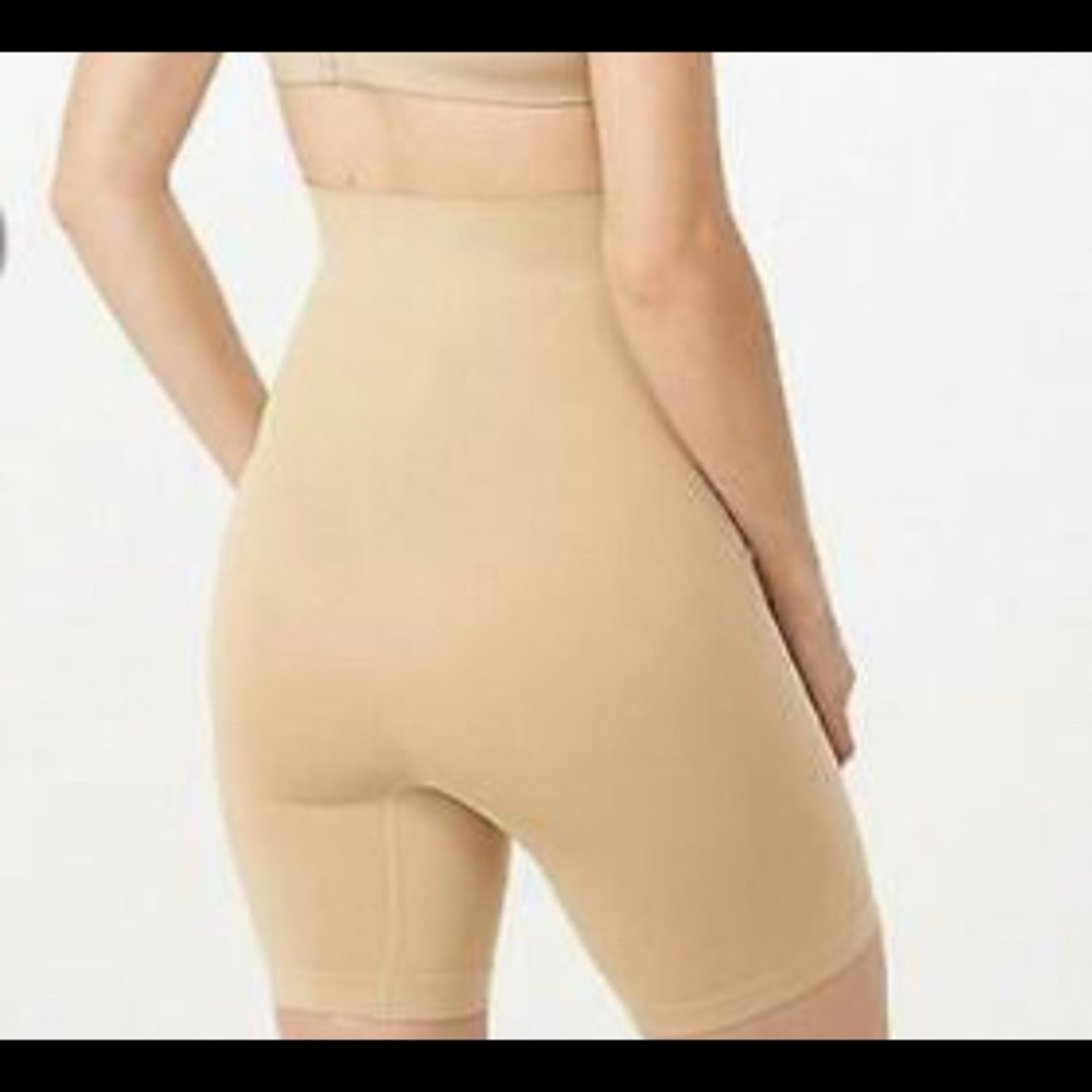 NWT Dressbarn SPANX/ShapeWear/Body Form Nude - Picture 2 of 3